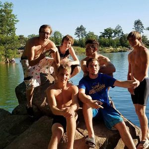 Meet your Posher, Devan